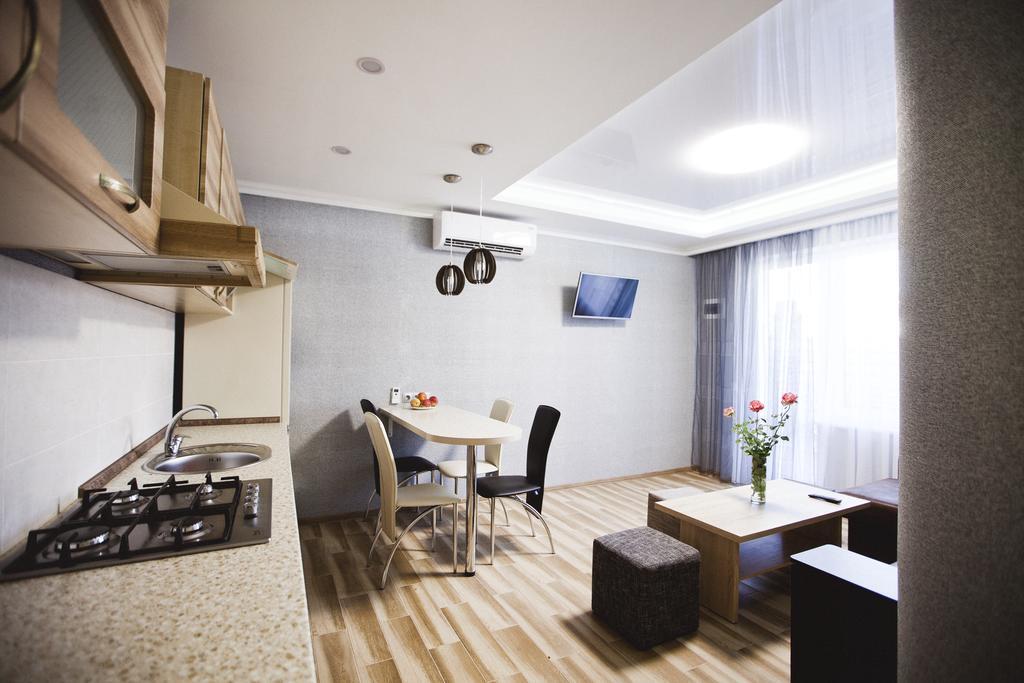 Ferienwohnung Apartamenti Mayak Odessa Exterior foto